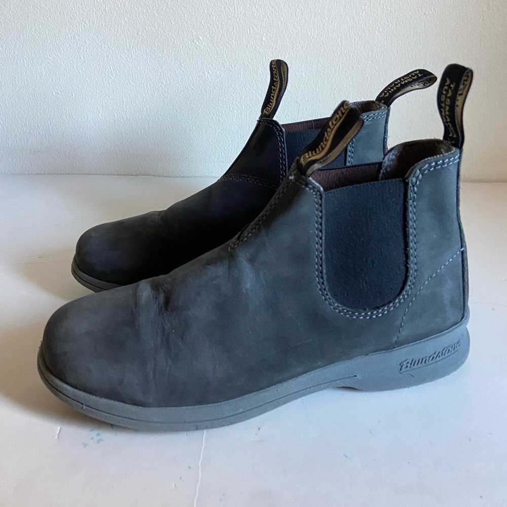 Blundstone 587 Dark Gray Classic Chelsea Boots